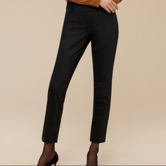 Aritzia Pants - Aritzia Babaton Elliot Bi Stretch Pants Size 6